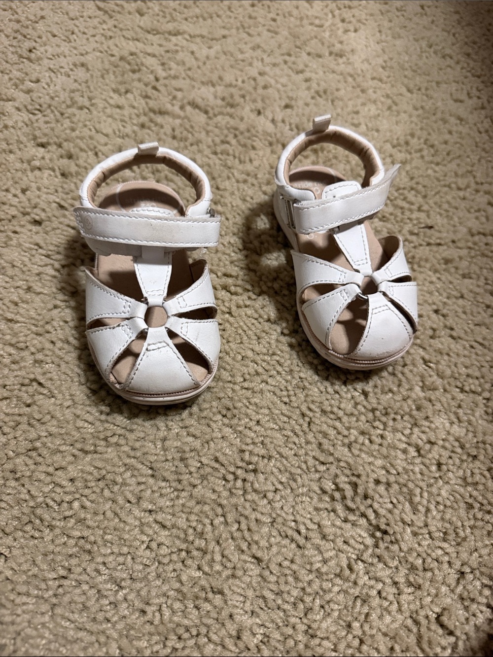 Stride Rite White Open-Toe Infant Sandals Size 6